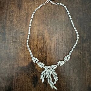 Weiss Rhinestone Vintage Necklace